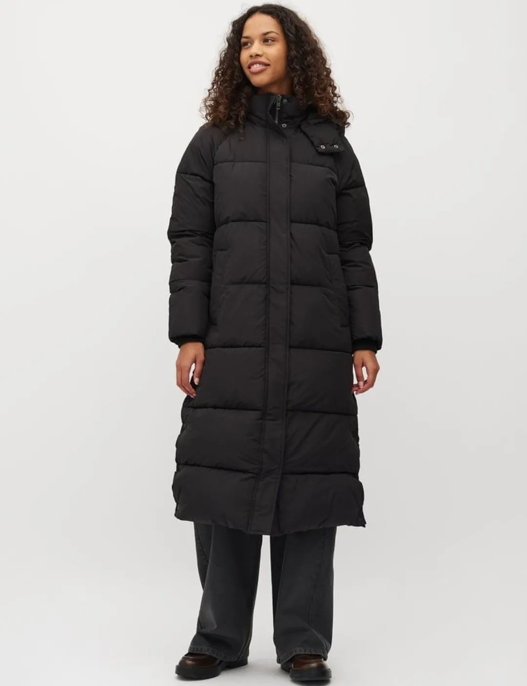 mbym Ela Slit Pufferjakke - Sort black Discount