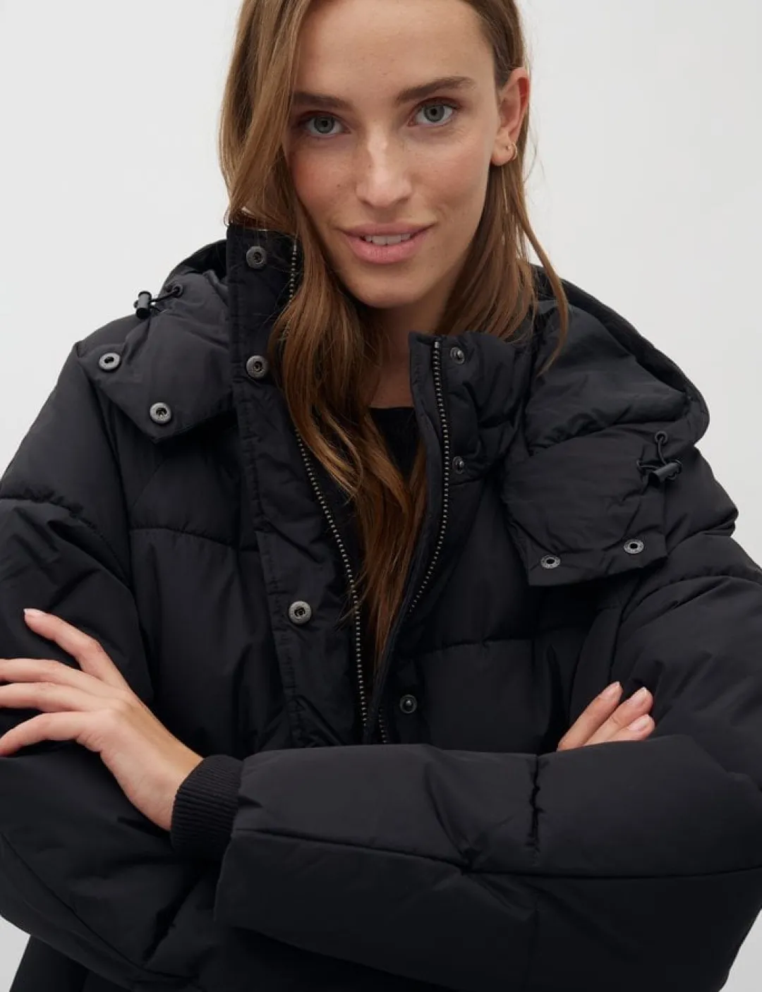 mbym Ela Slit Pufferjakke - Sort black Discount