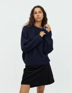 mbym Gillian Shyla Striktrøje - Mørkeblå Dark Blue Hot