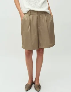mbym Guri-M Shorts - Sand beige Online