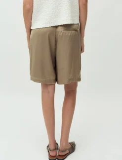 mbym Guri-M Shorts - Sand beige Online