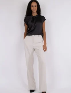 neo noir Fleur Drapy Satin Bluse - Sort black New