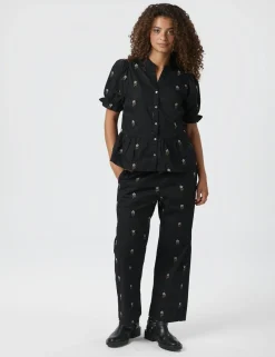 neo noir Savy Flower Emb Bluse - Sort black Hot