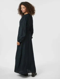 neo noir Silfi Crepe Kjole - Mørkeblå Dark Blue Best